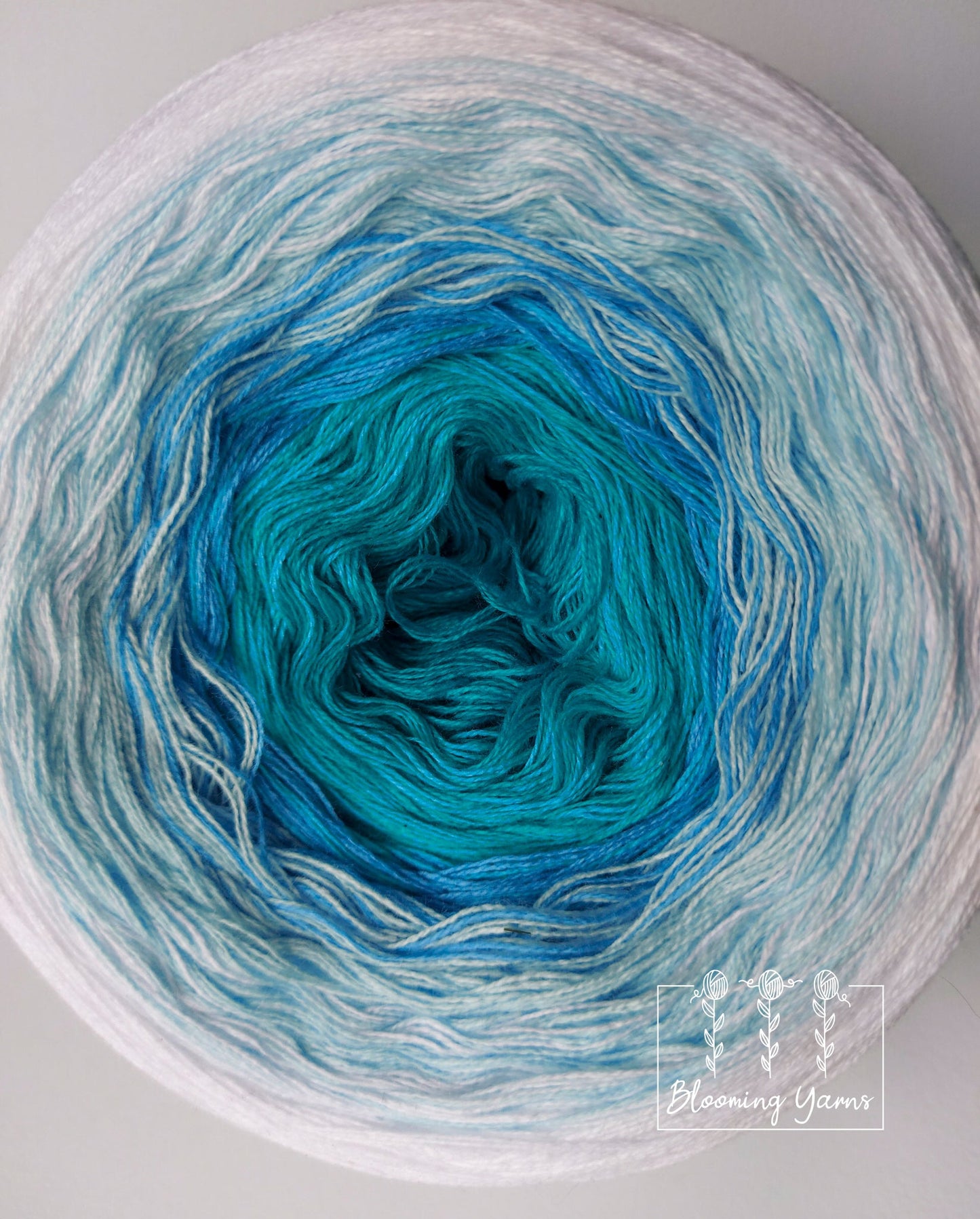 Gradient ombre yarn cake, colour combination C125