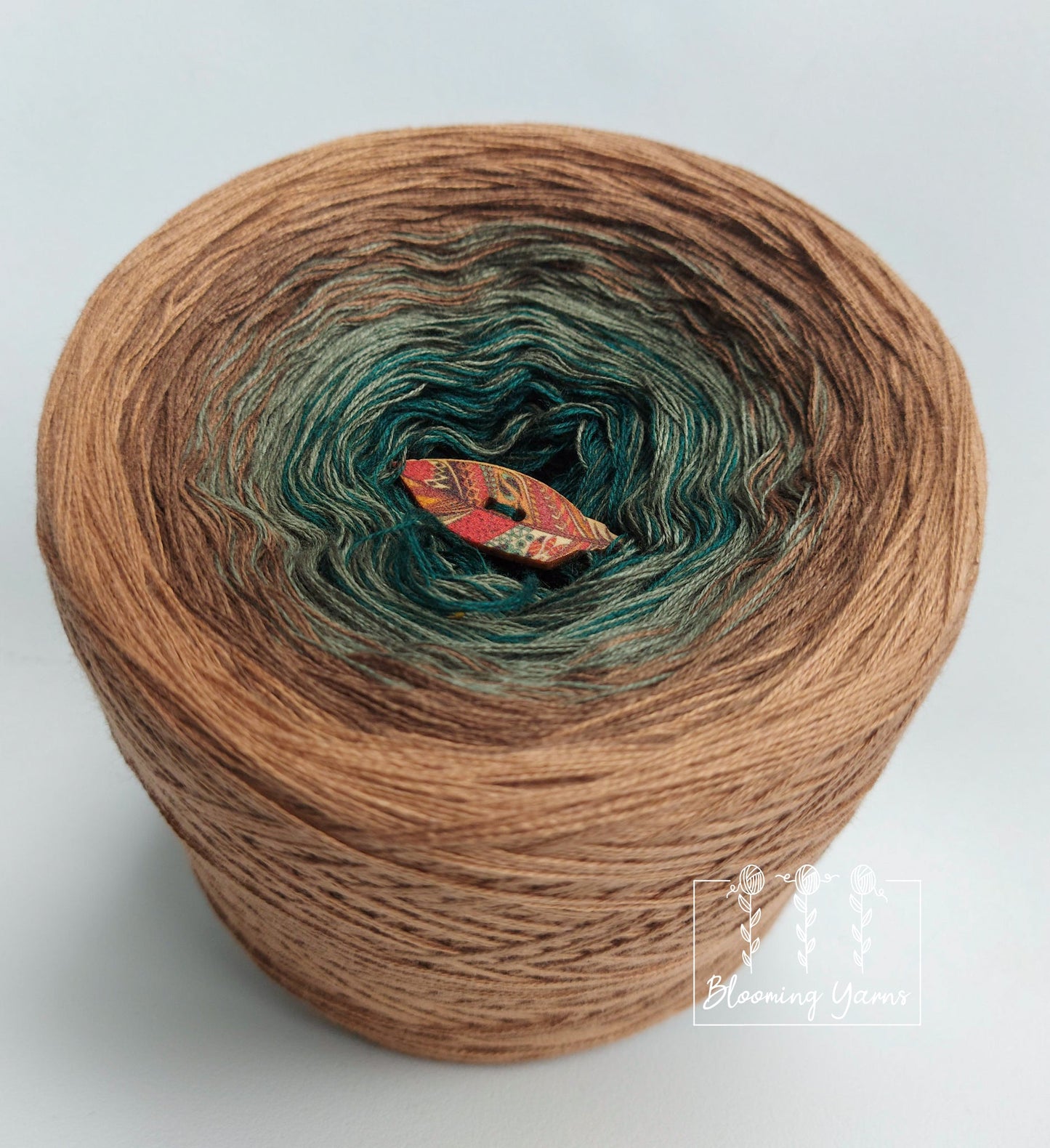 Gradient ombre yarn cake, colour combination C120
