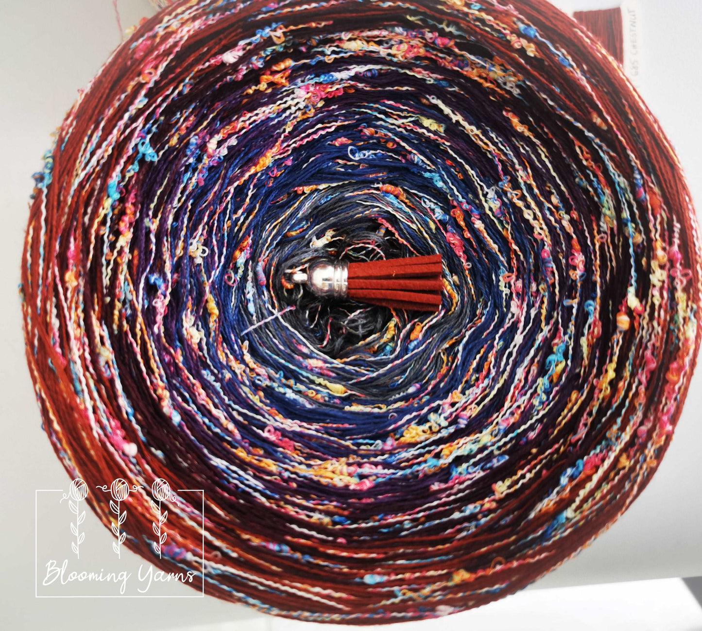 Gradient ombre yarn cake, colour combination C082