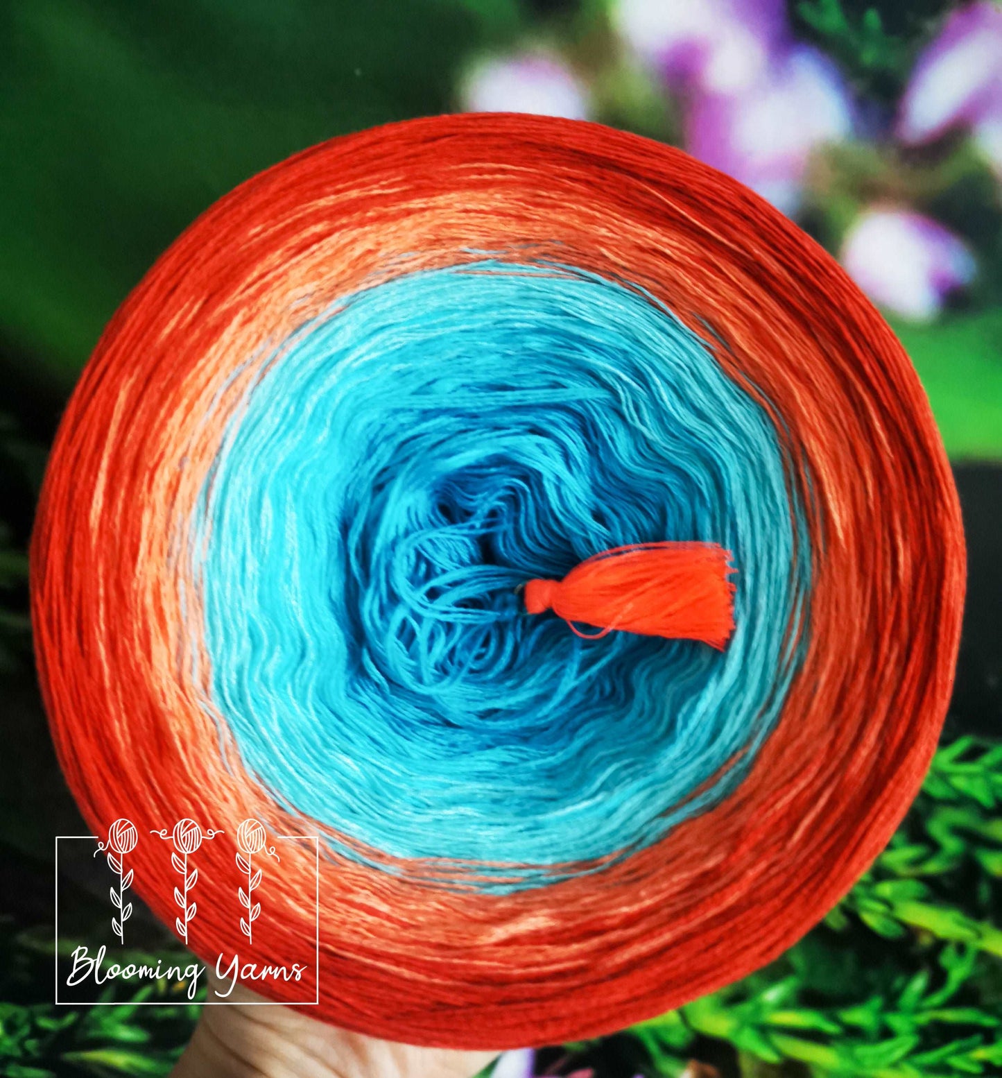 Gradient ombre yarn cake, colour combination C085