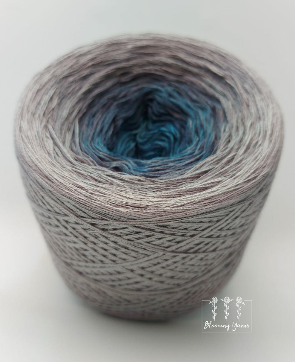 Gradient yarn cake, colour combination CM141