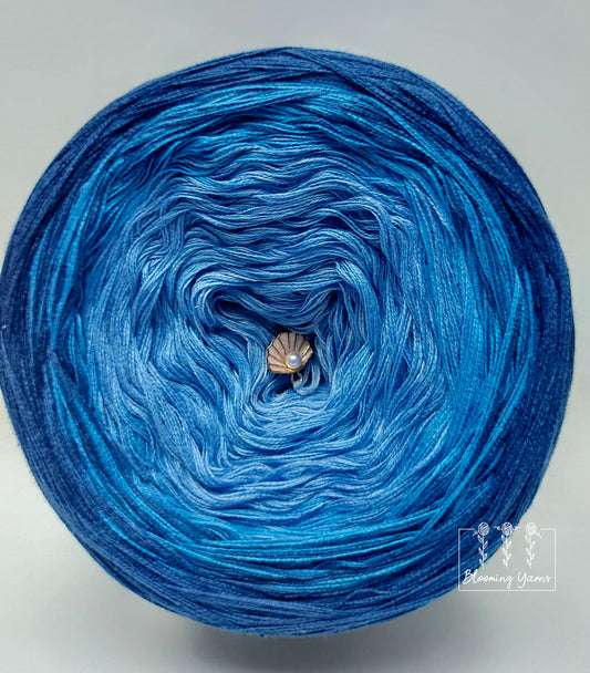 Gradient ombre yarn cake, colour combination C144