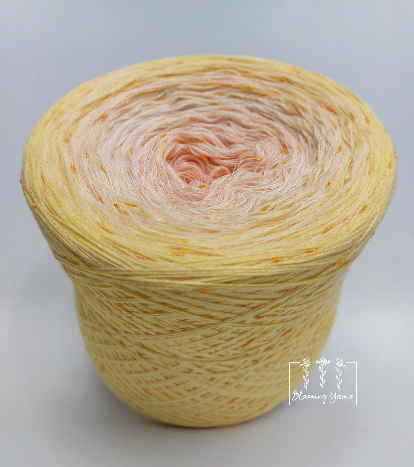 Gradient ombre yarn cake, colour combination C150