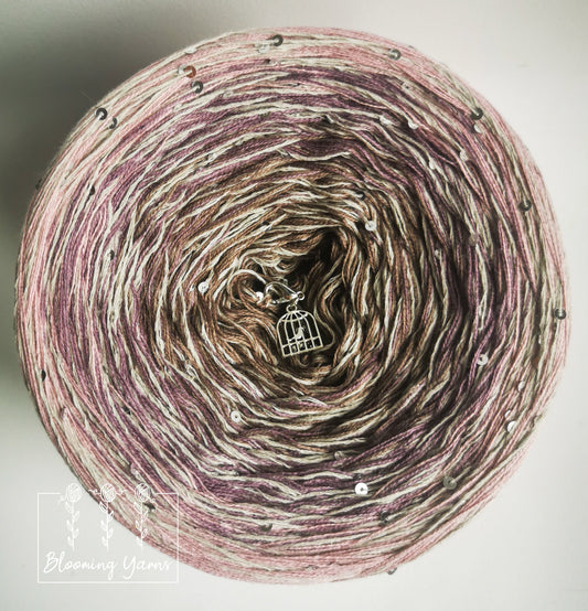 Gradient ombre yarn cake, colour combination C108