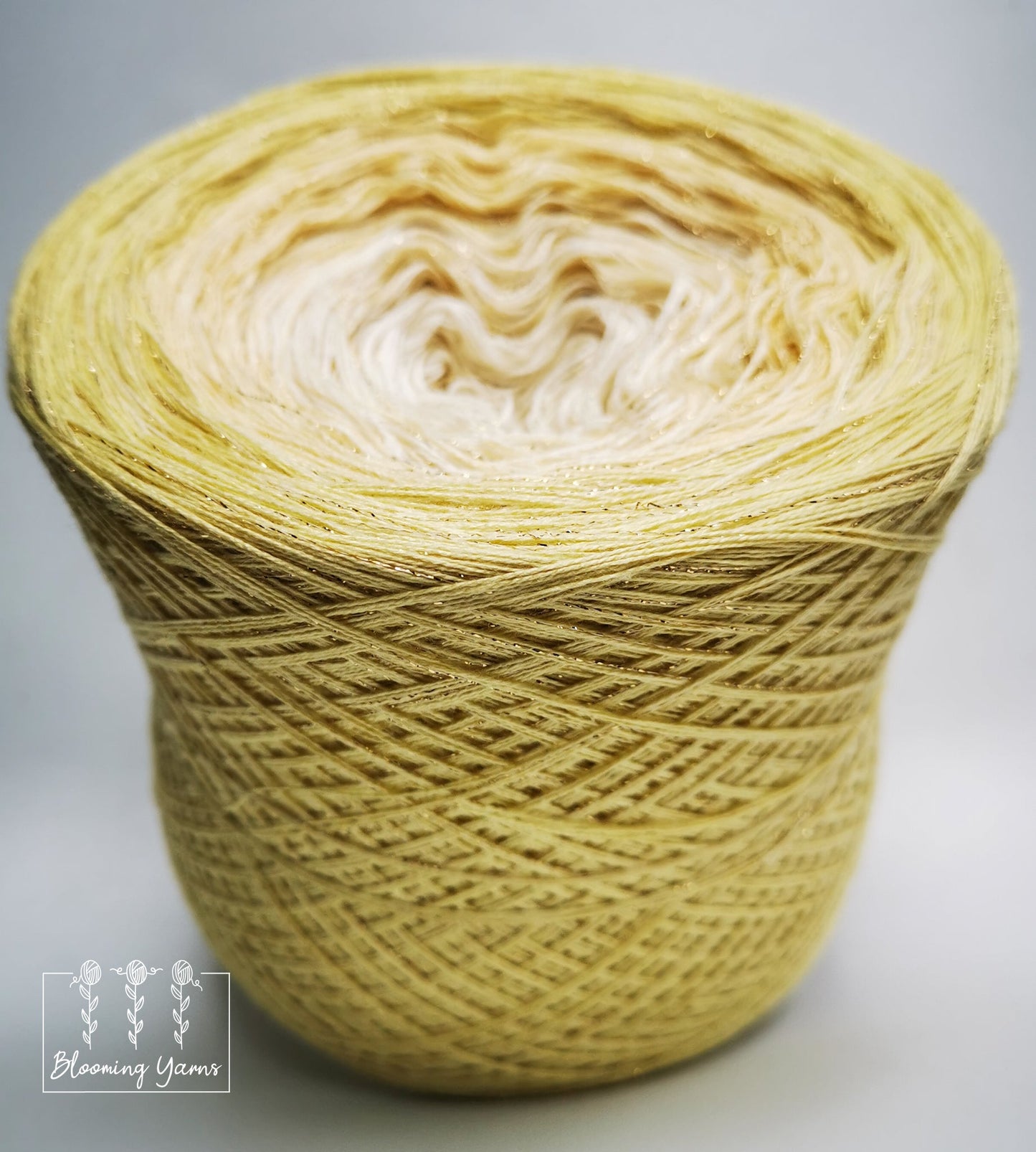 Gradient yarn cake, colour combination CM133