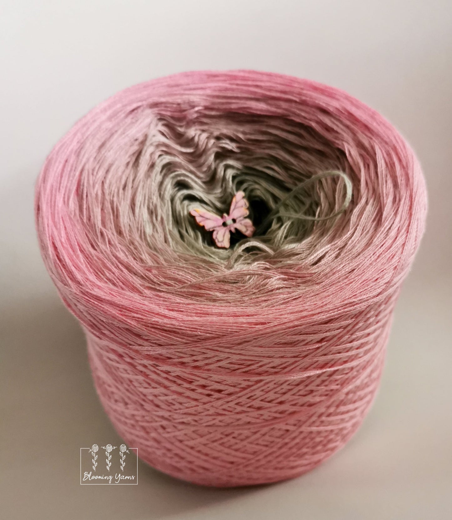 Gradient ombre yarn cake, colour combination C166