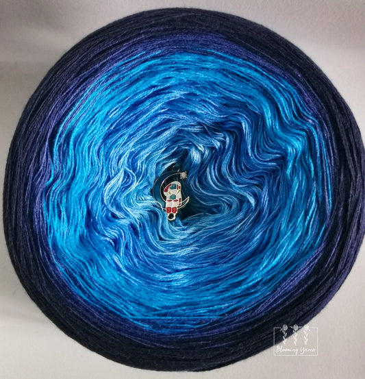 Gradient ombre yarn cake, colour combination C165