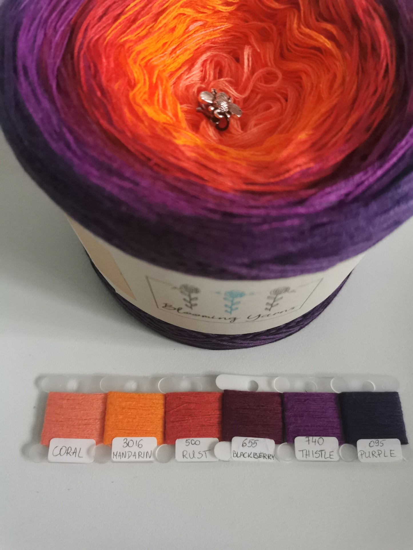 Gradient ombre yarn cake, colour combination C178