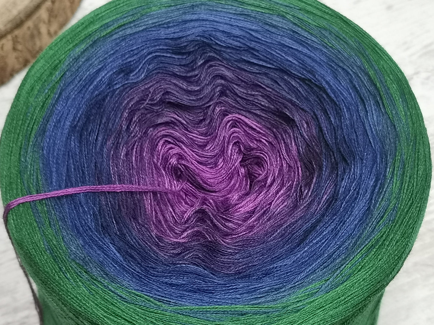 Gradient ombre yarn cake, colour combination C179