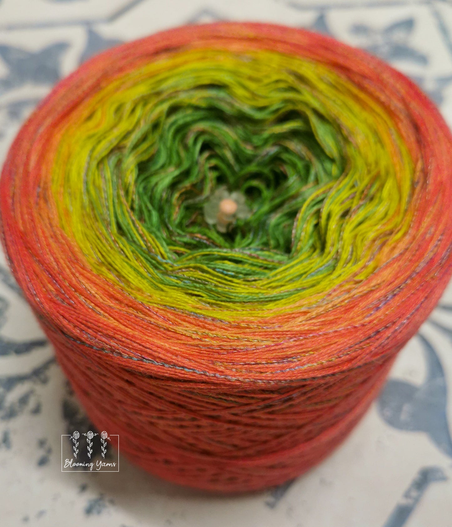 Gradient ombre yarn cake, colour combination C180