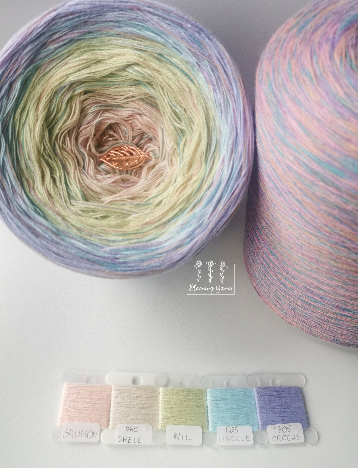 Gradient ombre yarn cake, colour combination C185