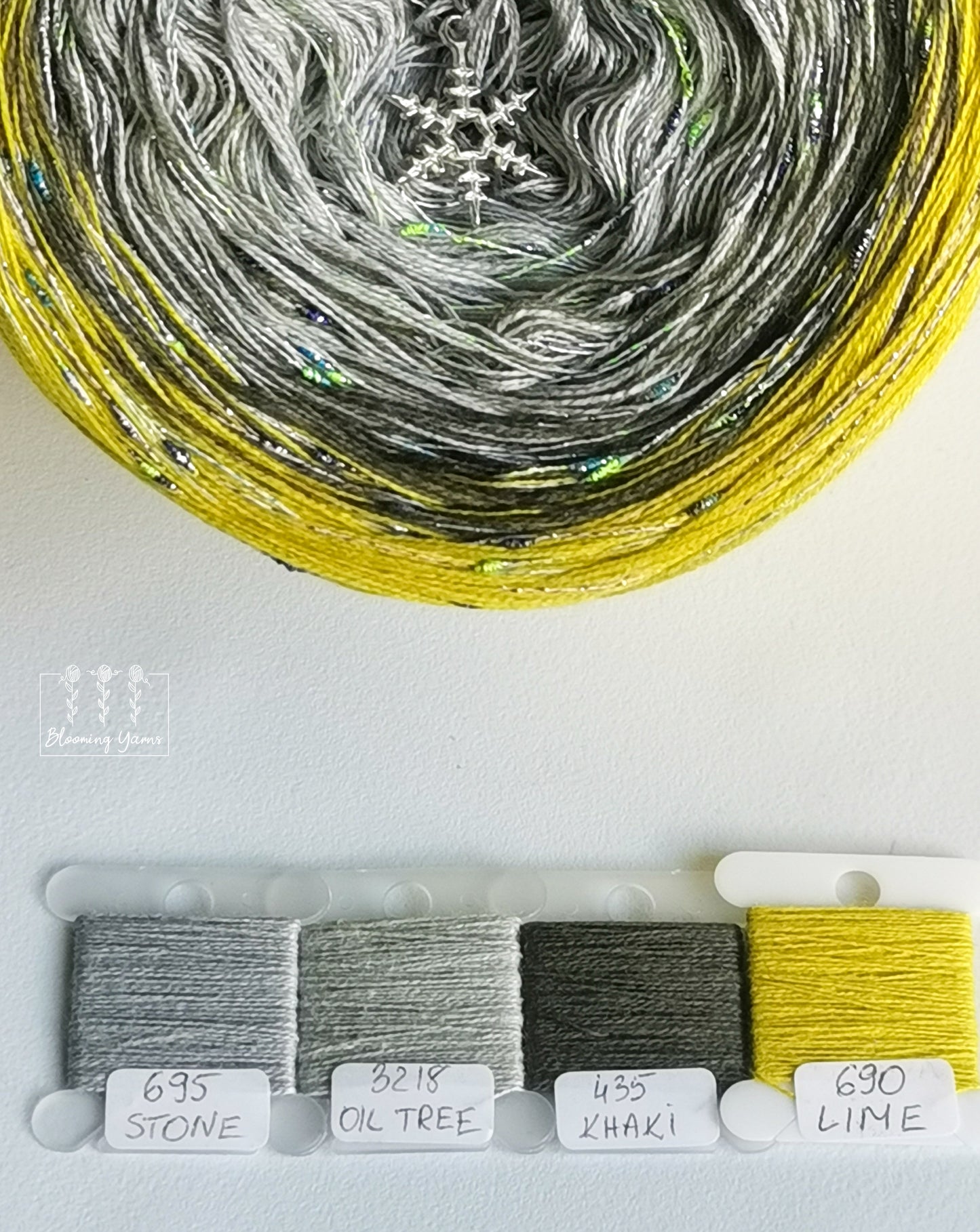 Gradient ombre yarn cake, colour combination C188