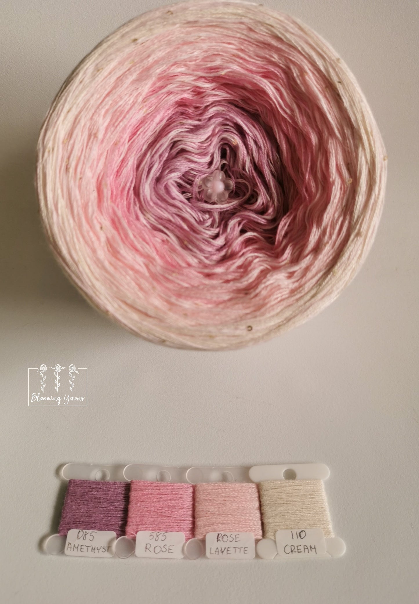 Gradient ombre yarn cake, colour combination C190