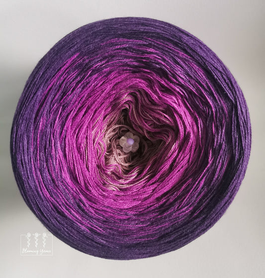 Gradient yarn cake, colour combination CM140