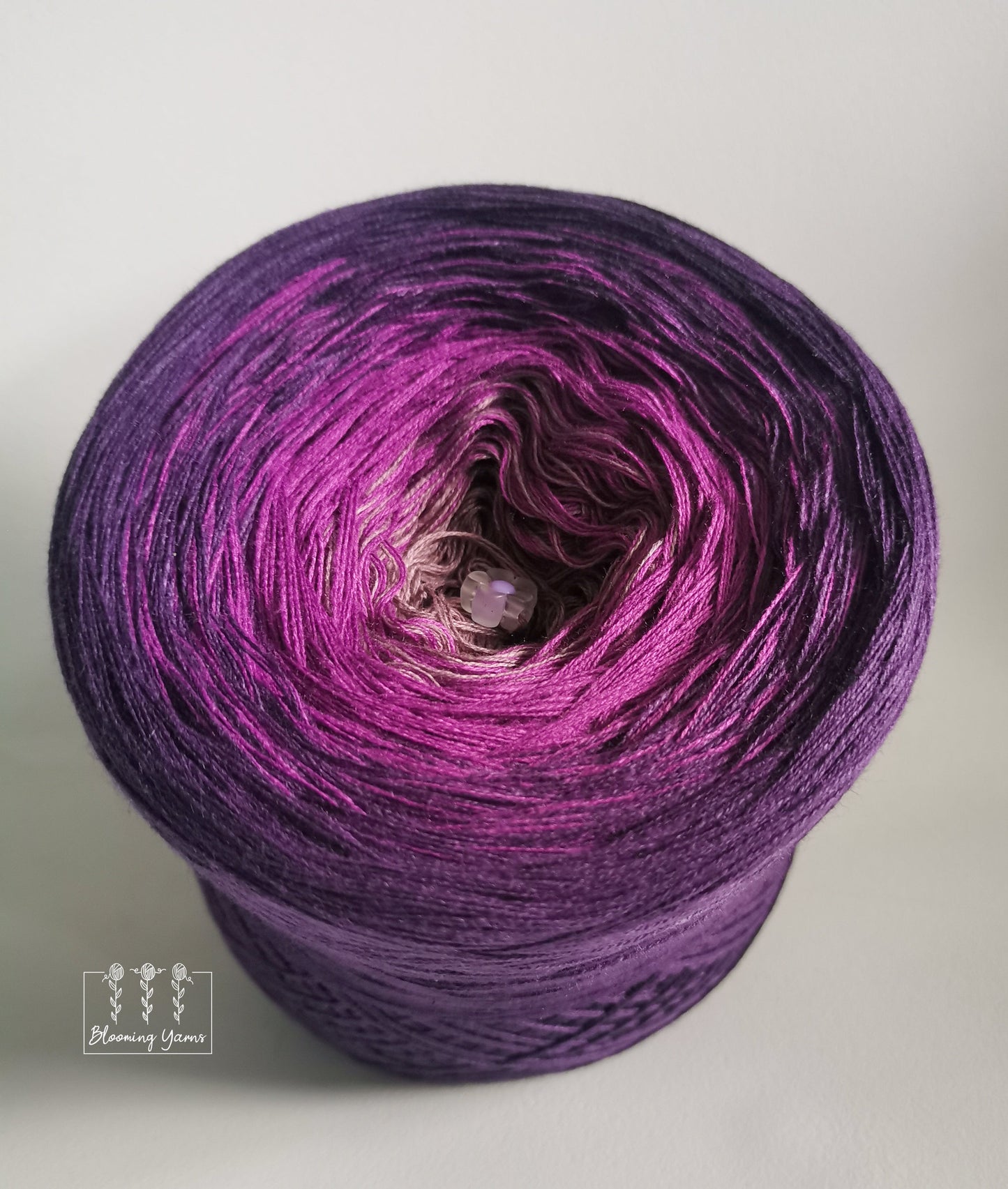 Gradient yarn cake, colour combination CM140
