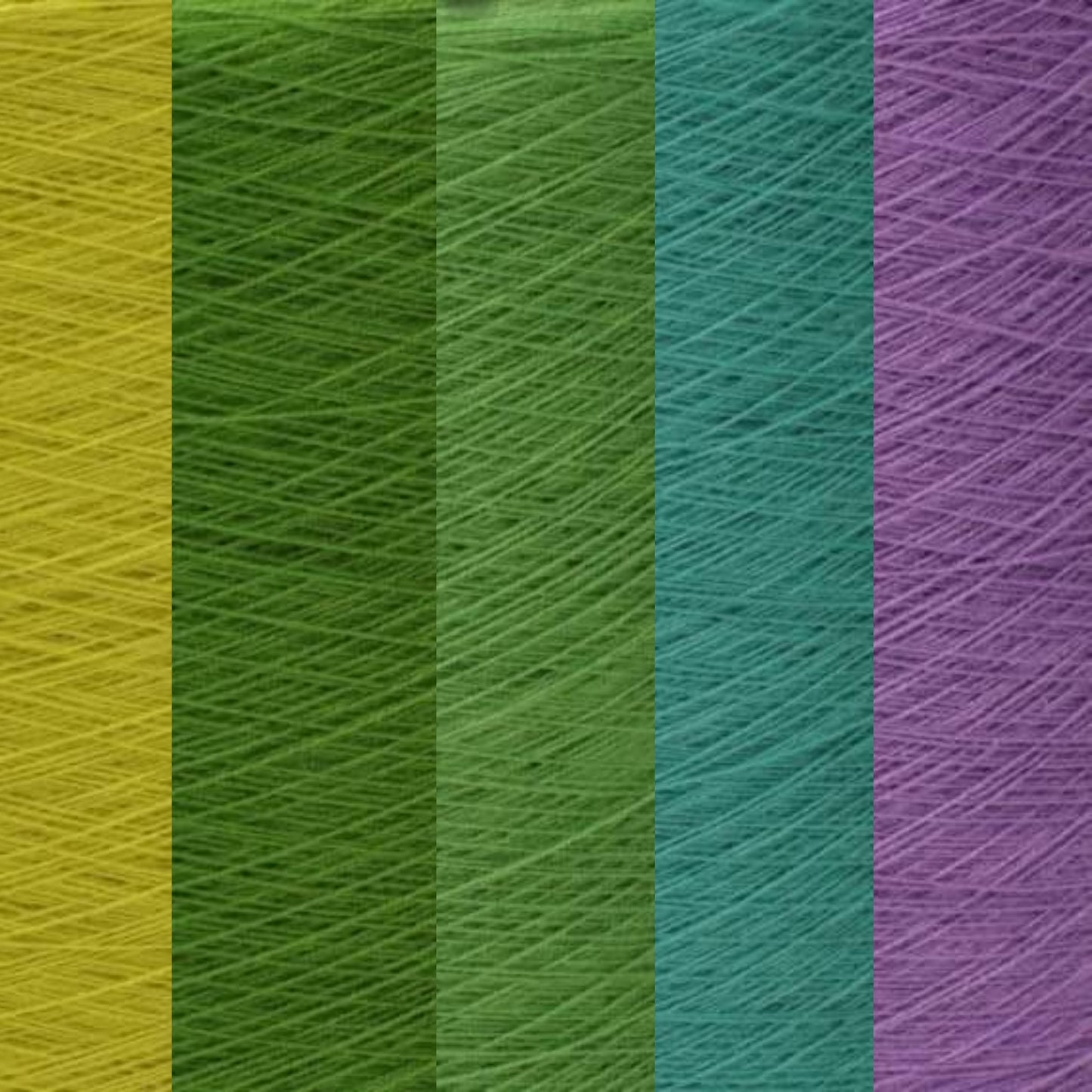 Torcik z gradientowej włóczki ombre, wiosenna kombinacja kolorów C201 marki Maggie