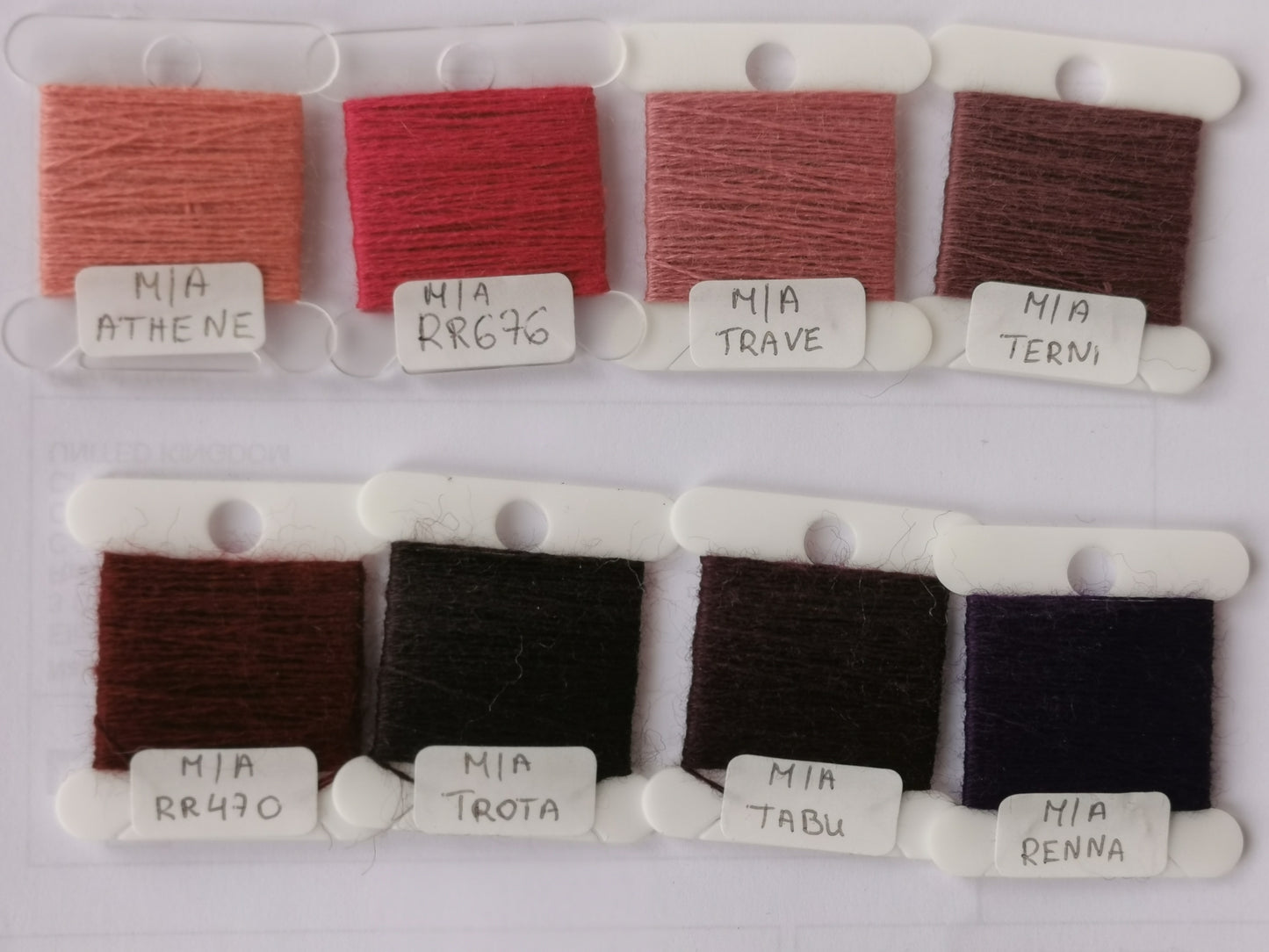 merino/acrylic yarn cake in your chosen colours